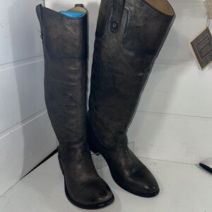 Frye  leather tall pull-on Heeled Boots size 8/black-green (taupe)